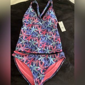 Vineyard Vines, Small, deep bay, tankini top with bikini bottom. NEW